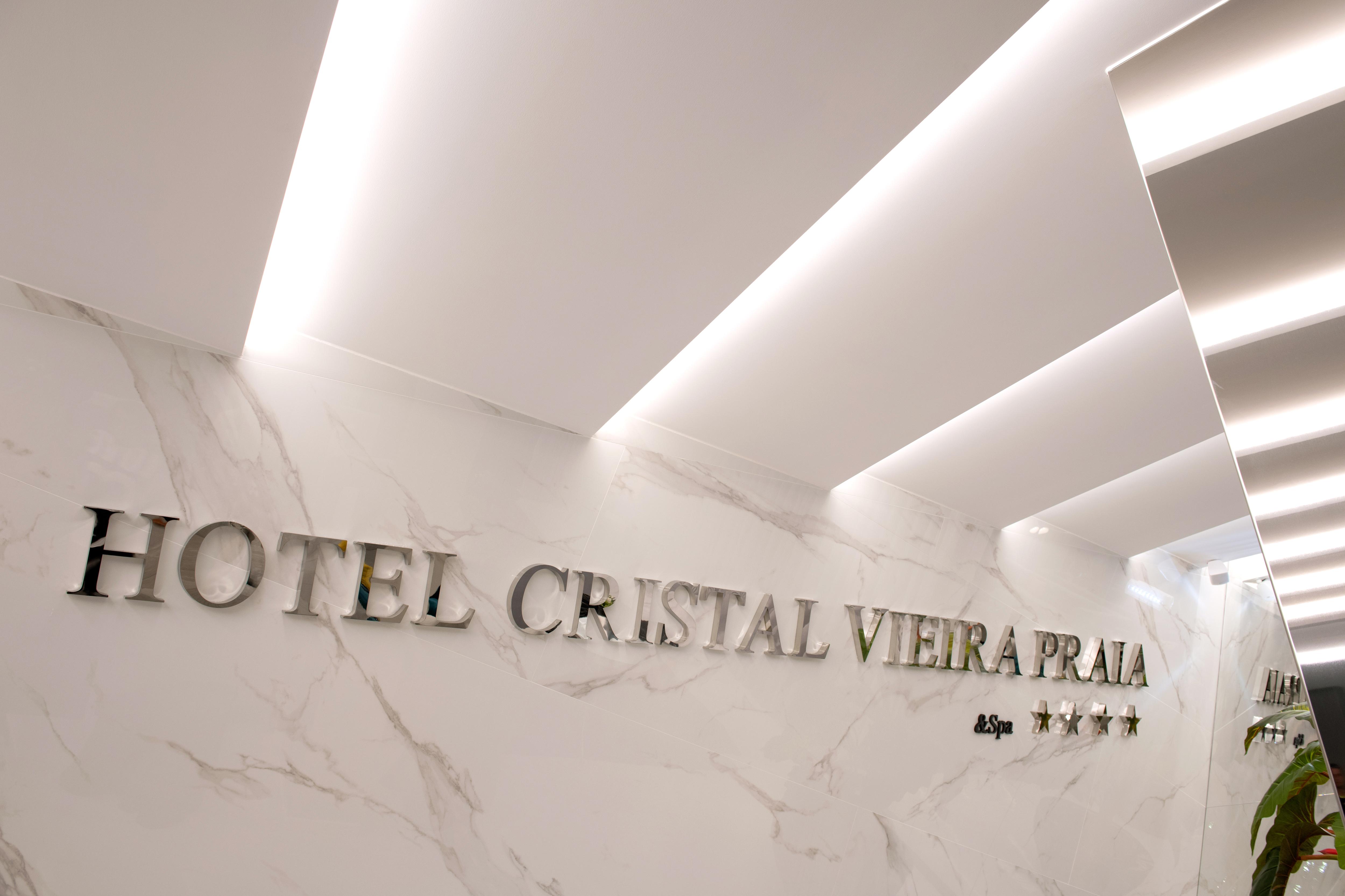 ויירה דה לייריה Hotel Cristal Vieira Praia & Spa מראה חיצוני תמונה
